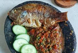 Seruit: Perpaduan Ikan Bakar dan Sambal Terasi yang Menjadi Ikon Kelezatan Lampung